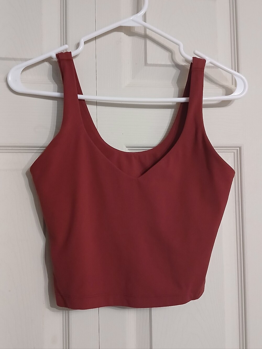 Lululemon Burgundy Sports Tank Size 6